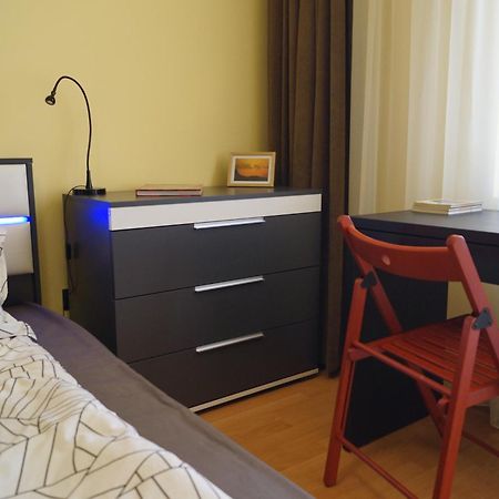 Spacious 2Bdr - Free Parking - Walk Everywhere - 300 Mbps Wifi Varna Buitenkant foto